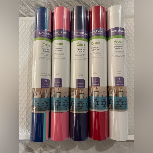 Cricut StrongBond Iron-On Vinyl Set - Multiple Colors - Picture 2 of 4